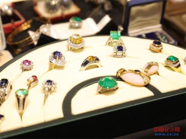 jewellery1742507514-0