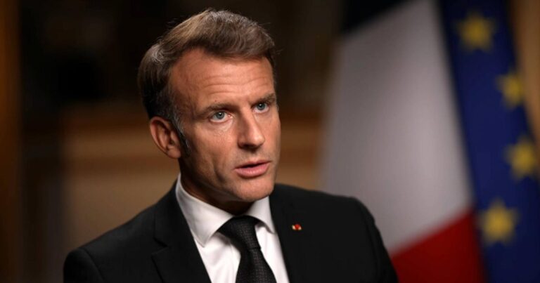 0921-ftn-macron1